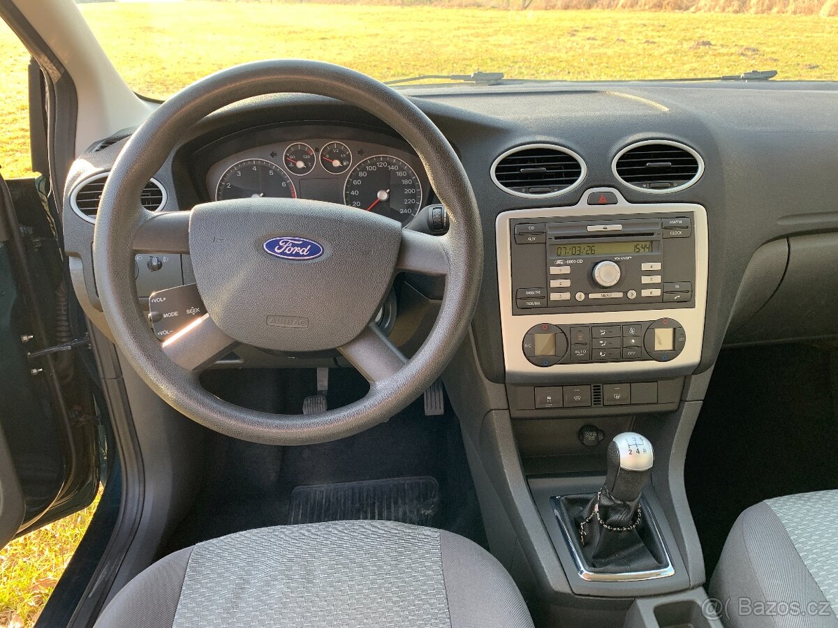 Ford Focus 1,6 74 kW - 13