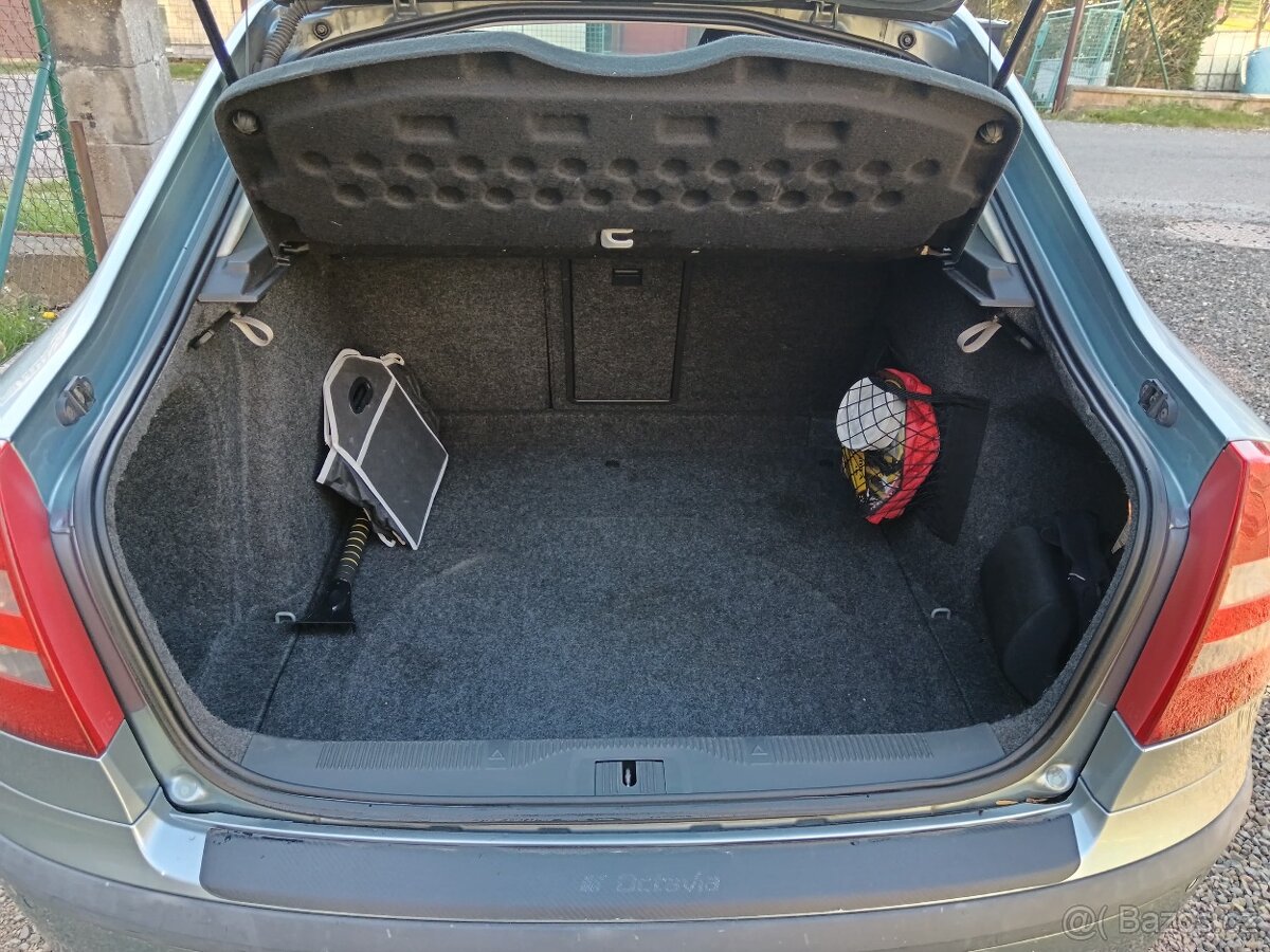 Škoda Octavia 2 1.6mpi - 13