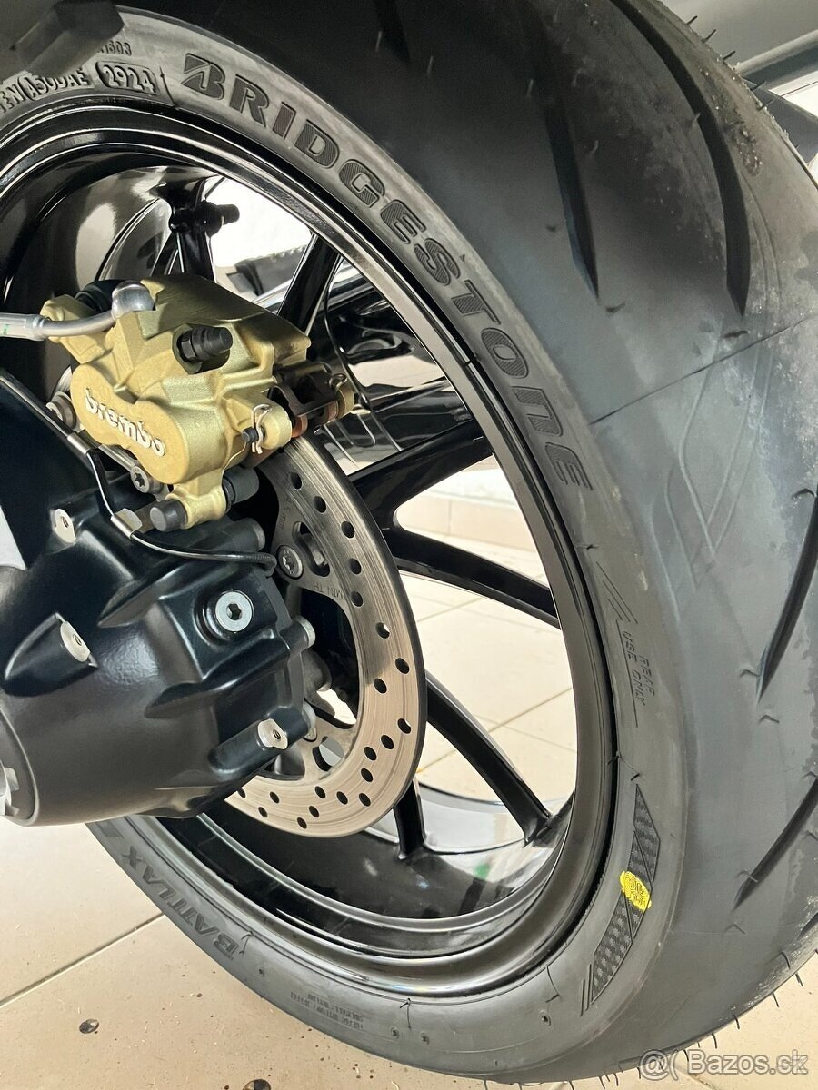 BMW R1250RT - 13