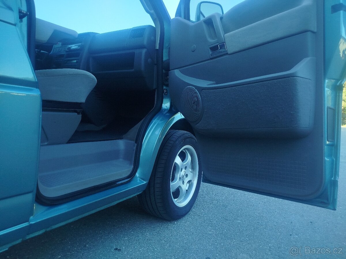 VW T4 Caravelle Syncro 2.5 TDI - 13