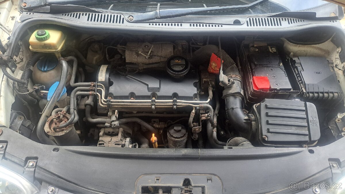 VW CADDY 2.O TDI 2006 - PRAVOSTRANNE - 13