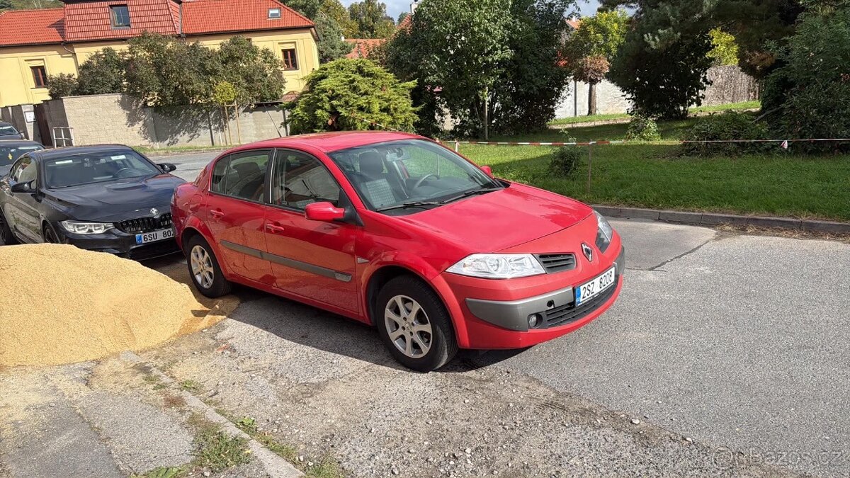 Renault Mégane 1.6 82kw - 13