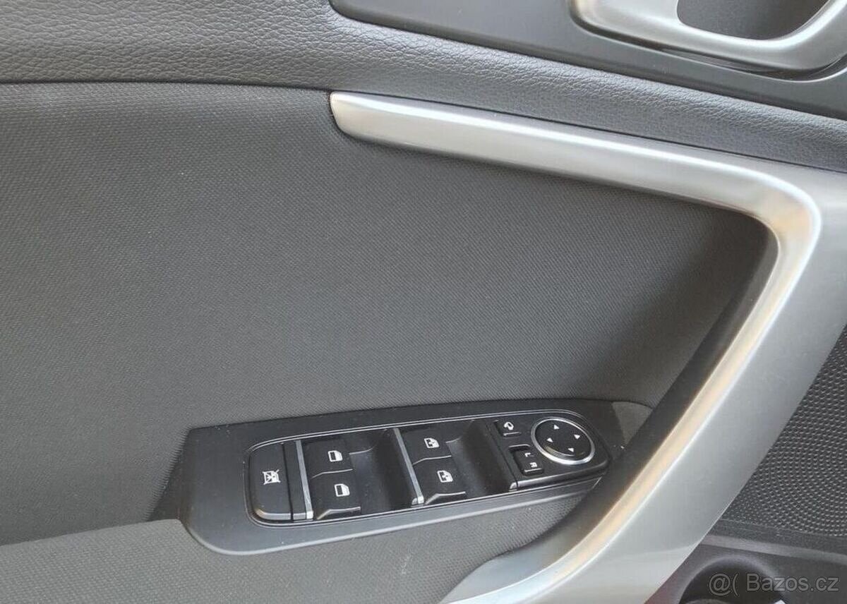 Kia Cee´d 1.5-NAVI-KAMERA-AUTOMAT - 13