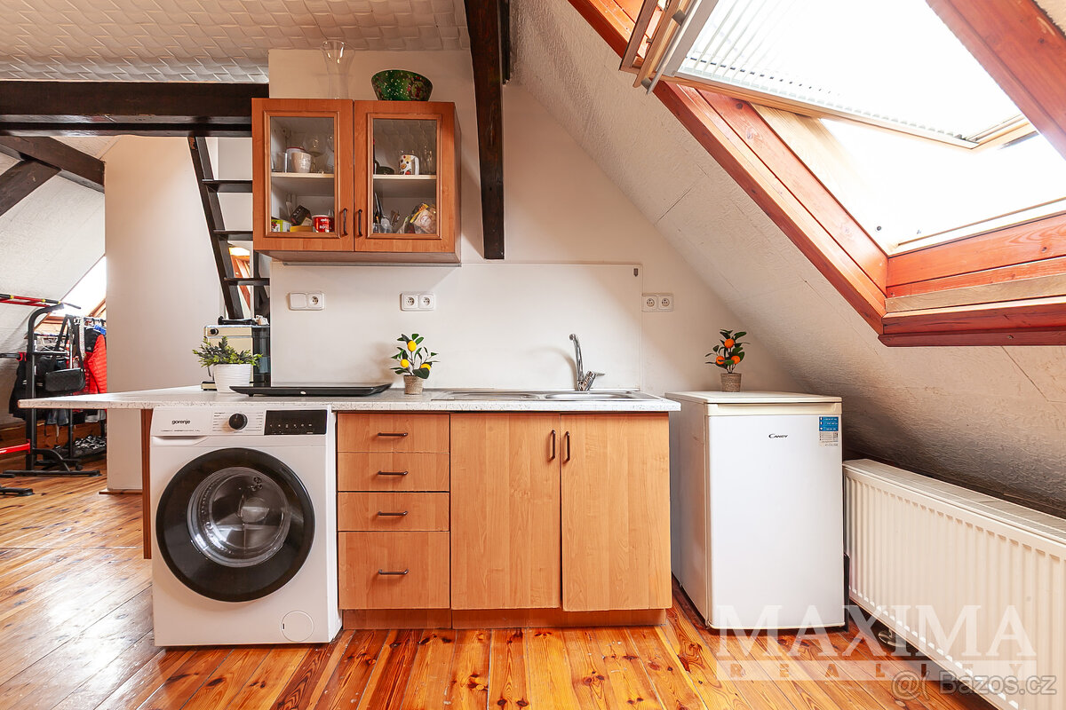 Dům 6 a více o ploše 255 m2 - Praha, Michle - 13