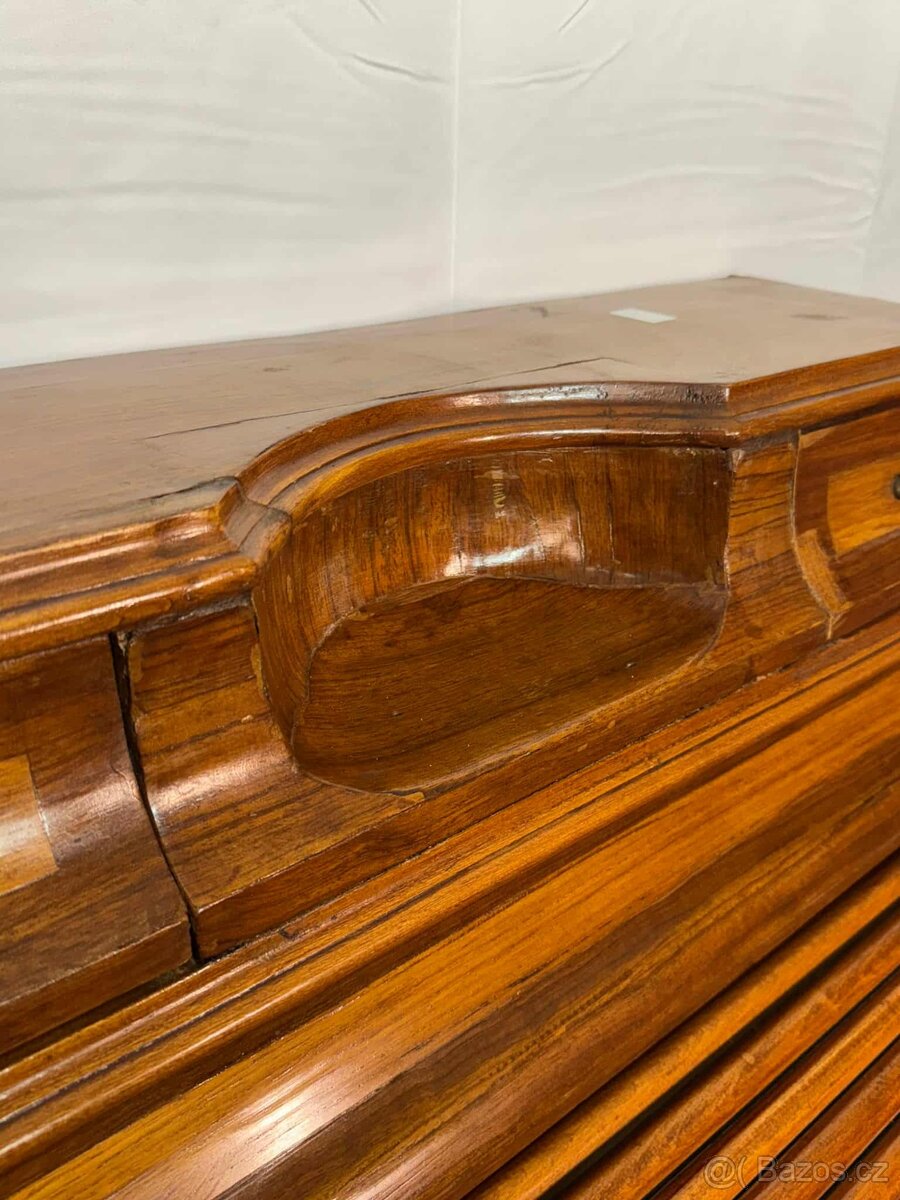 Starožitný sekretář s roletou (133026) - 13