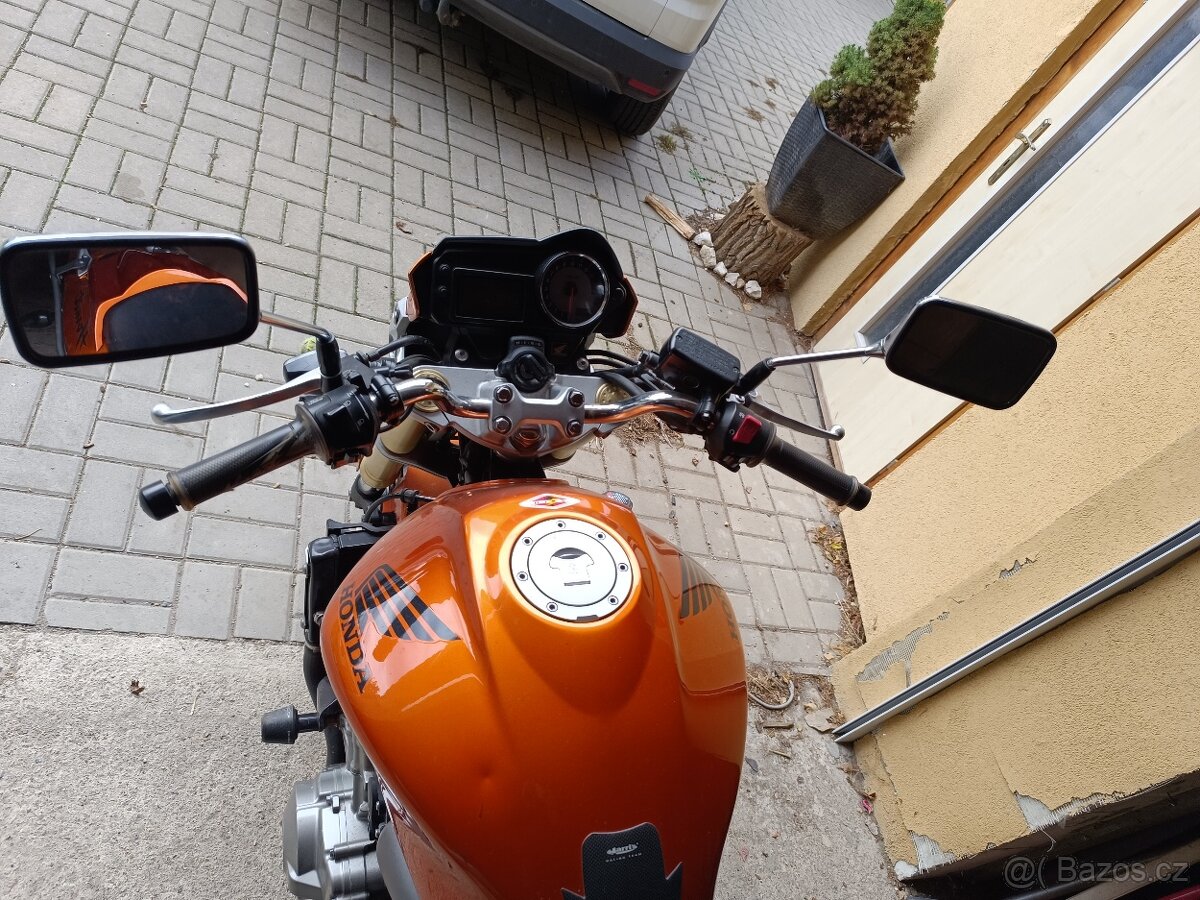 Honda Hornet 600 - 13