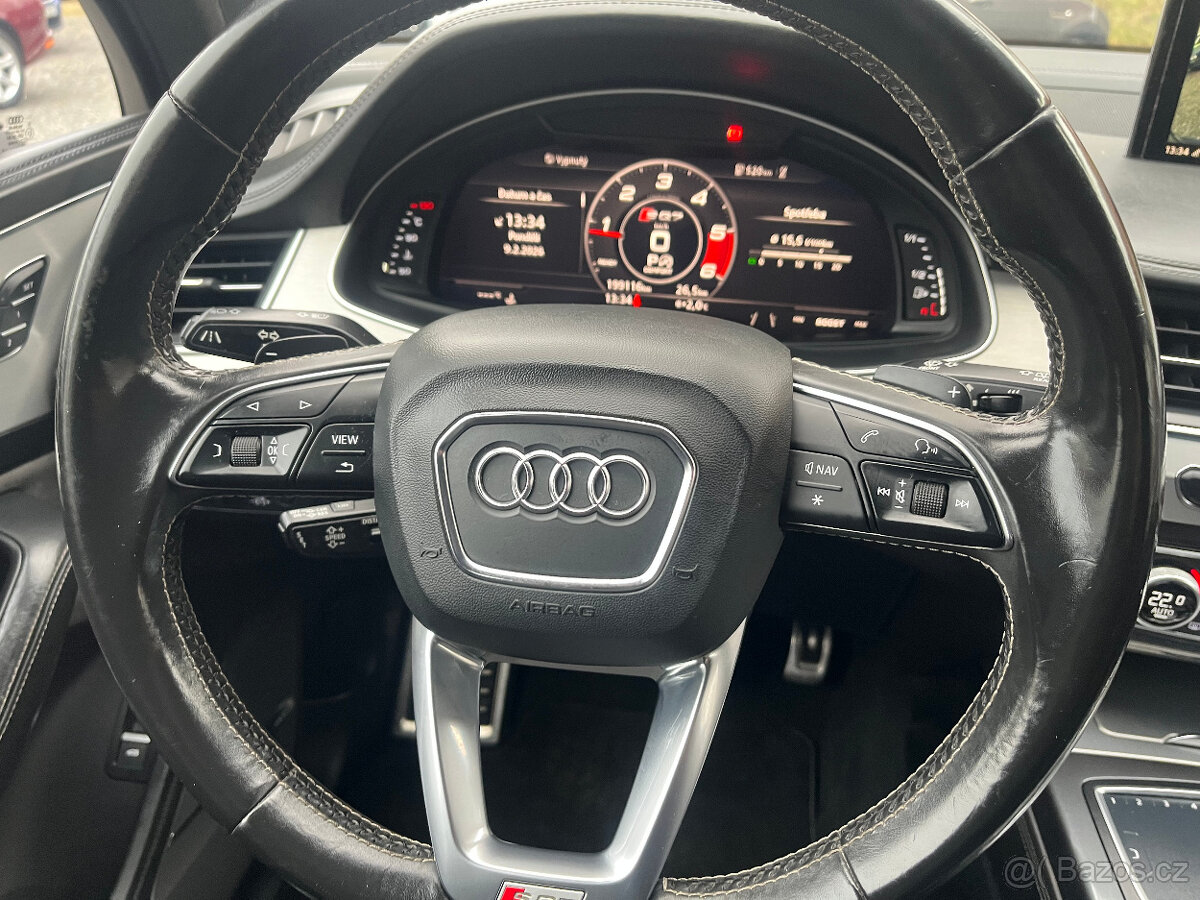AUDI SQ7 4,0 D V8 320 Kw 7 MÍST PANORAMA - 13