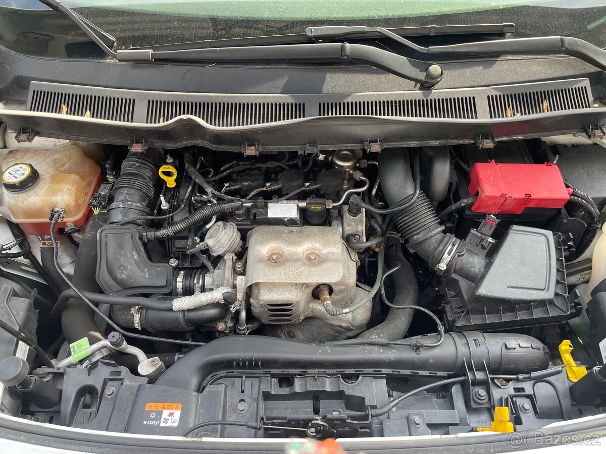 Ford courier 1.0 ecoboost 74kW - 13