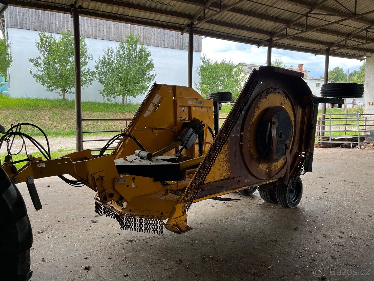 Plošný mulčovač McConnel - 13
