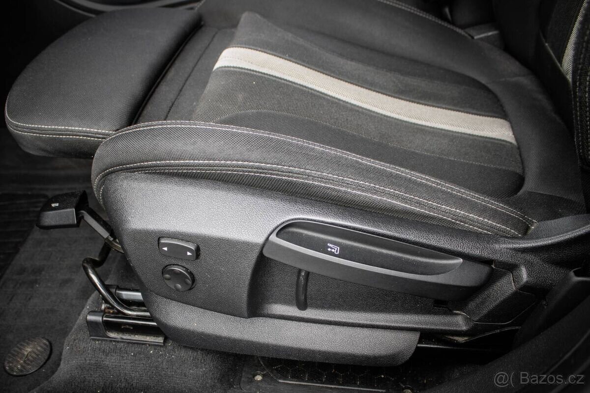 BMW X1 xDrive 18d A/T, 110kW, A8, 5d. - 13