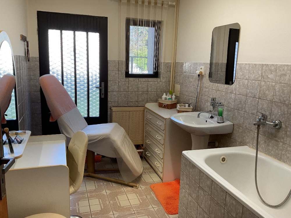 Rodinný dům 4+1 v obci Mikulčice - 13