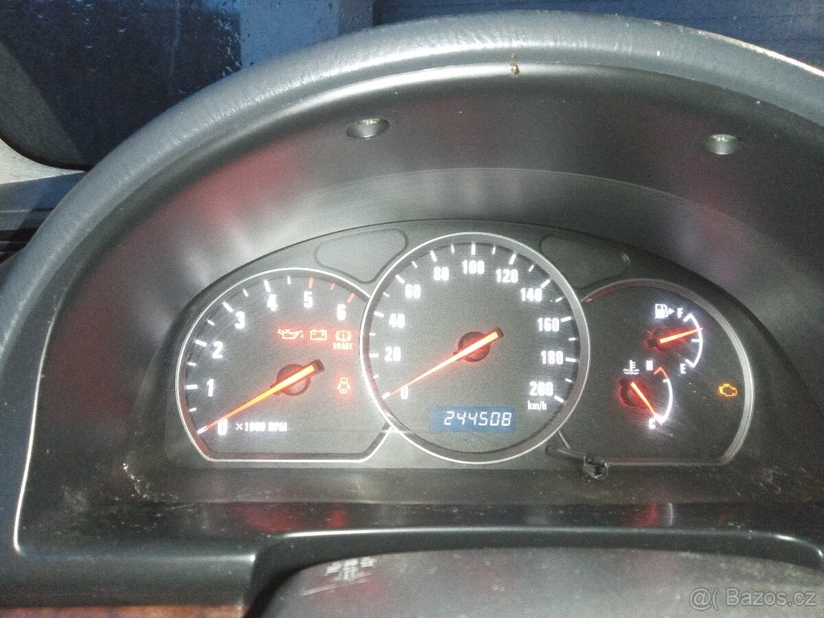 Suzuki Grand Vitara XL7 2,0 HDI r.v. 2004 - 13