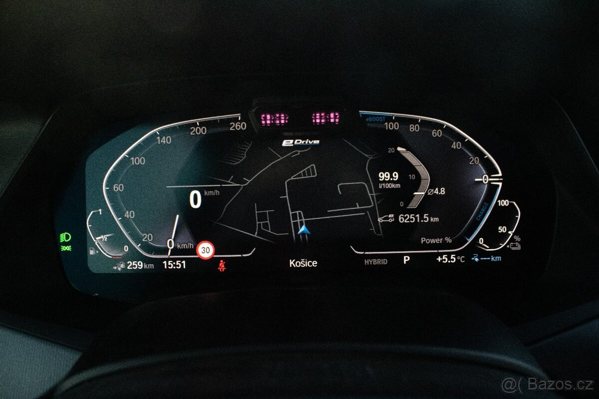 BMW X5 3.0 xDrive45e, 210kW (2020) - 13