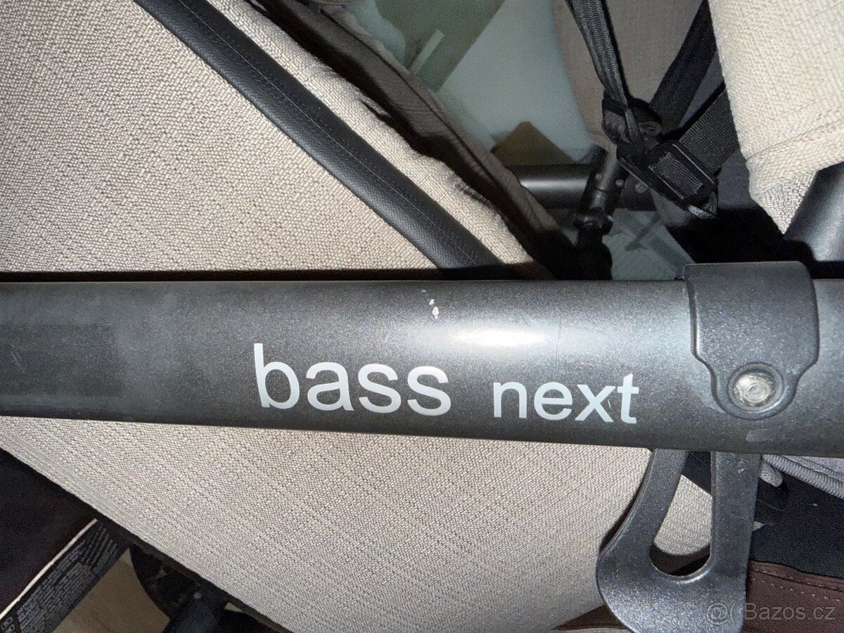 Kočárek roan bass next - 13