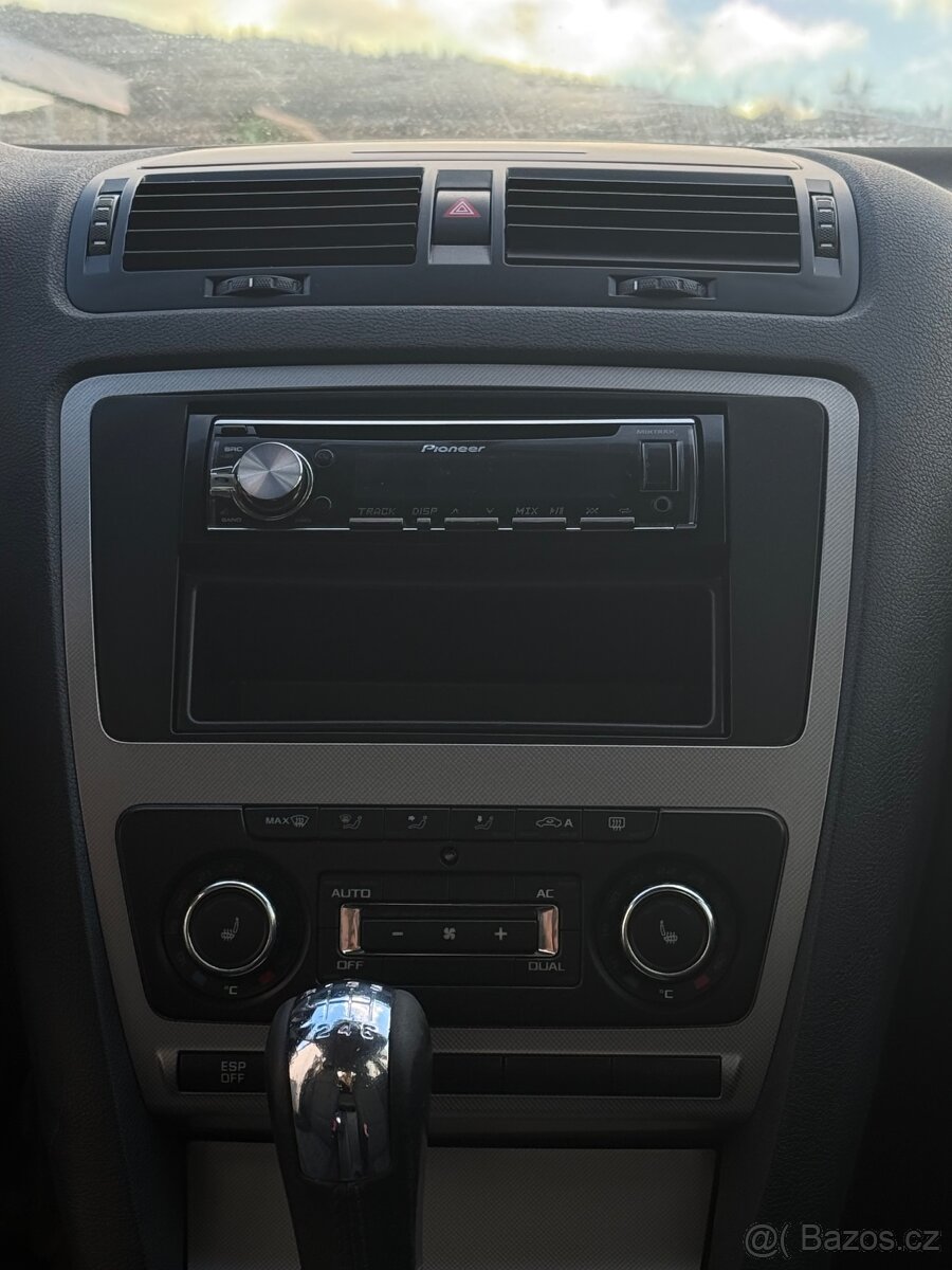 Prodam Škoda octavia 2 facelift 2.0tdi 2010 - 13