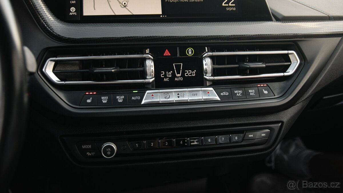 BMW Řada 1, M135i 2,0/225kW xDrive - 13