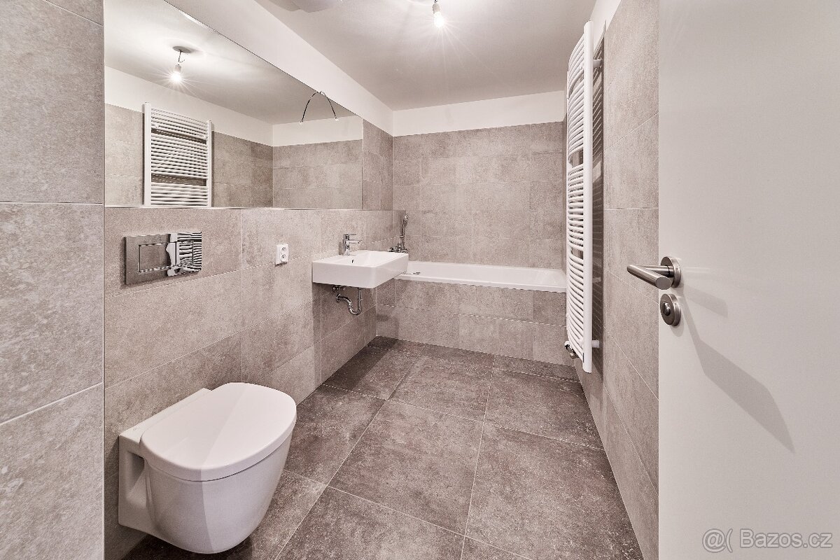 Prodej atypického bytu 4+kk s balkonem - 13