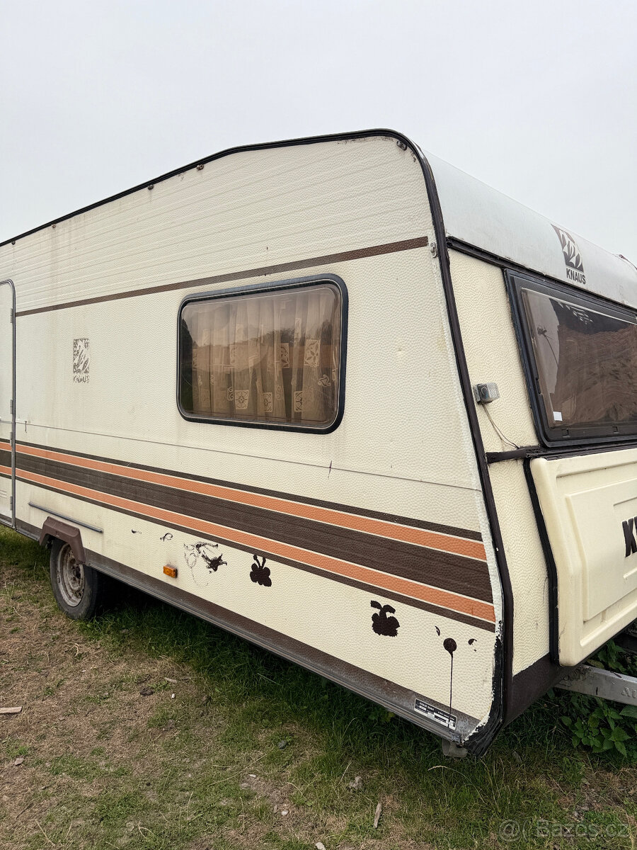 Prodám karavan Knaus - 13