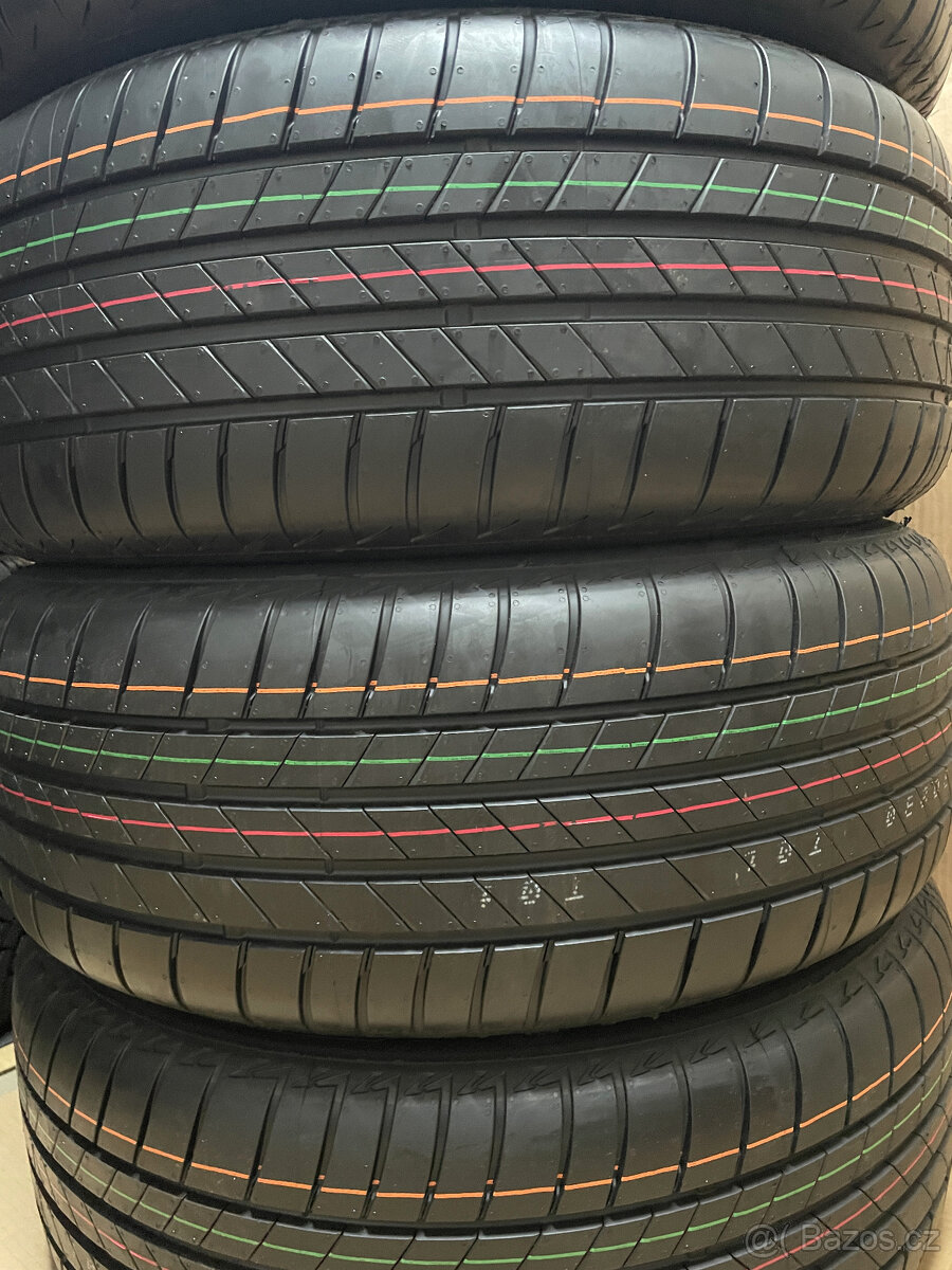 ŠKODA KAROQ 4x4 NOVÁ R18 PROCYON letní BRIDGESTONE DOT3724 - 13