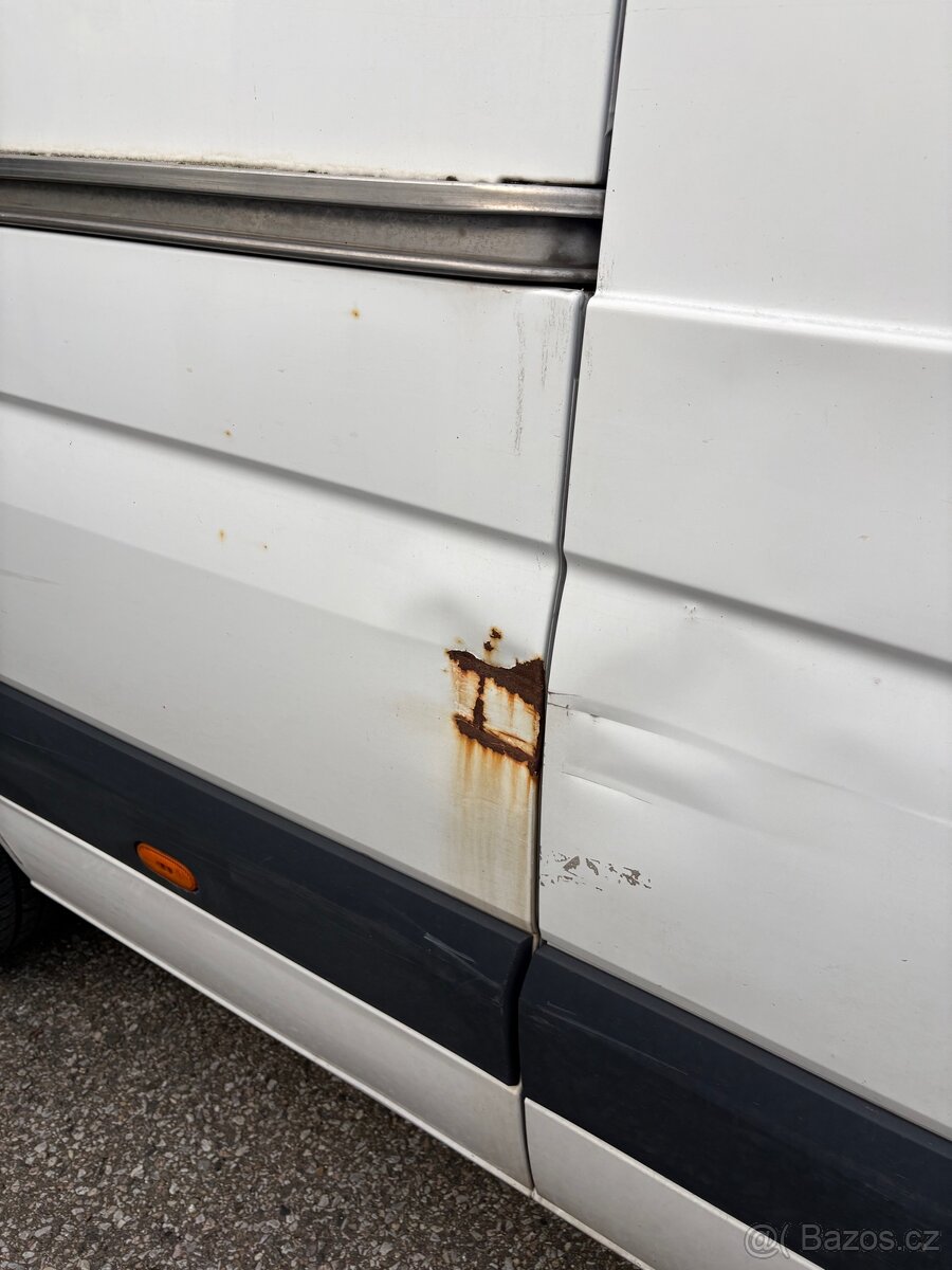 VW Crafter 2,0 Tdi 100 KW L2H3 - 13