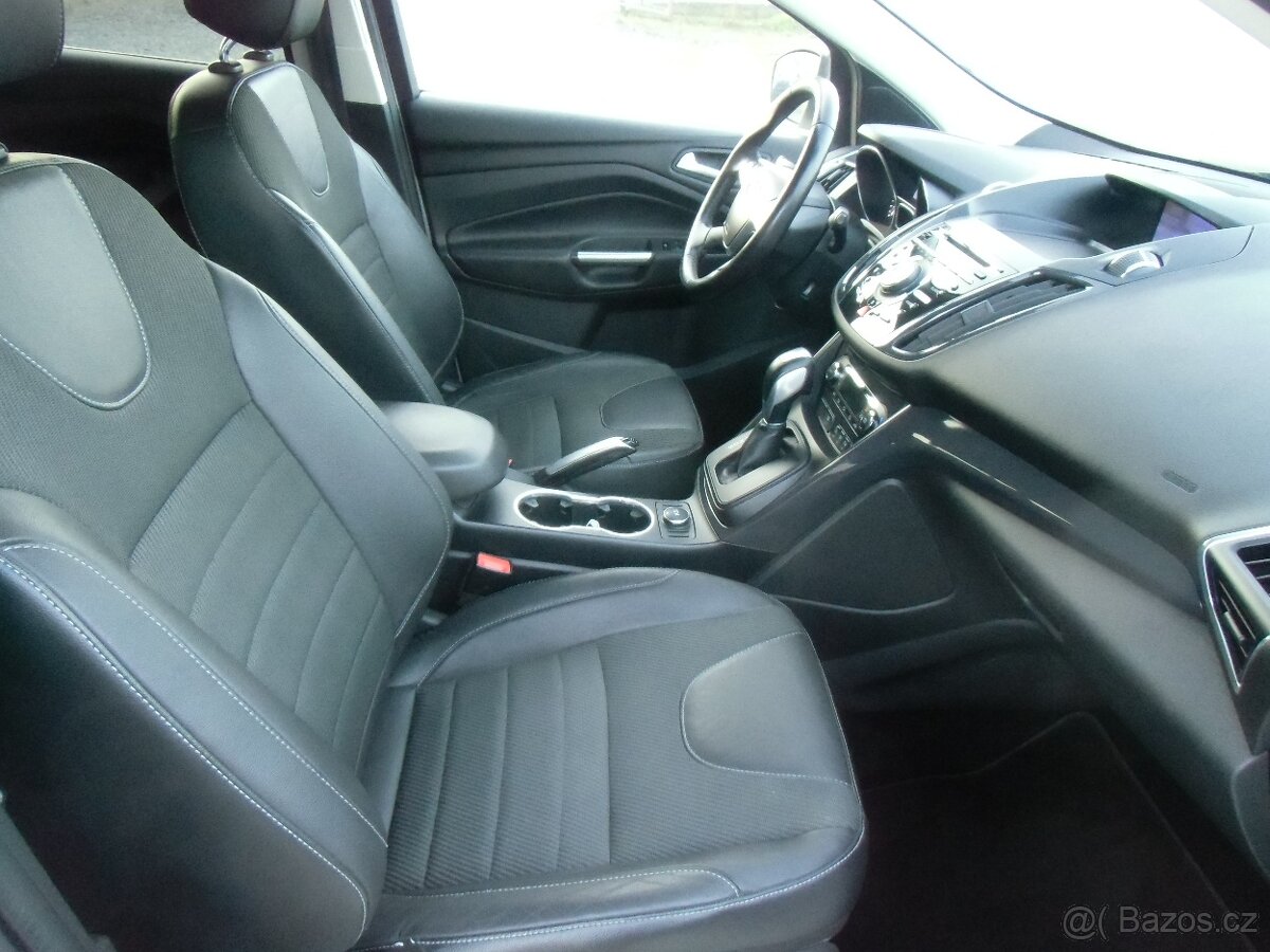 Ford Kuga 2.0 TDCi 132KW 4x4 TITANIUM - 13