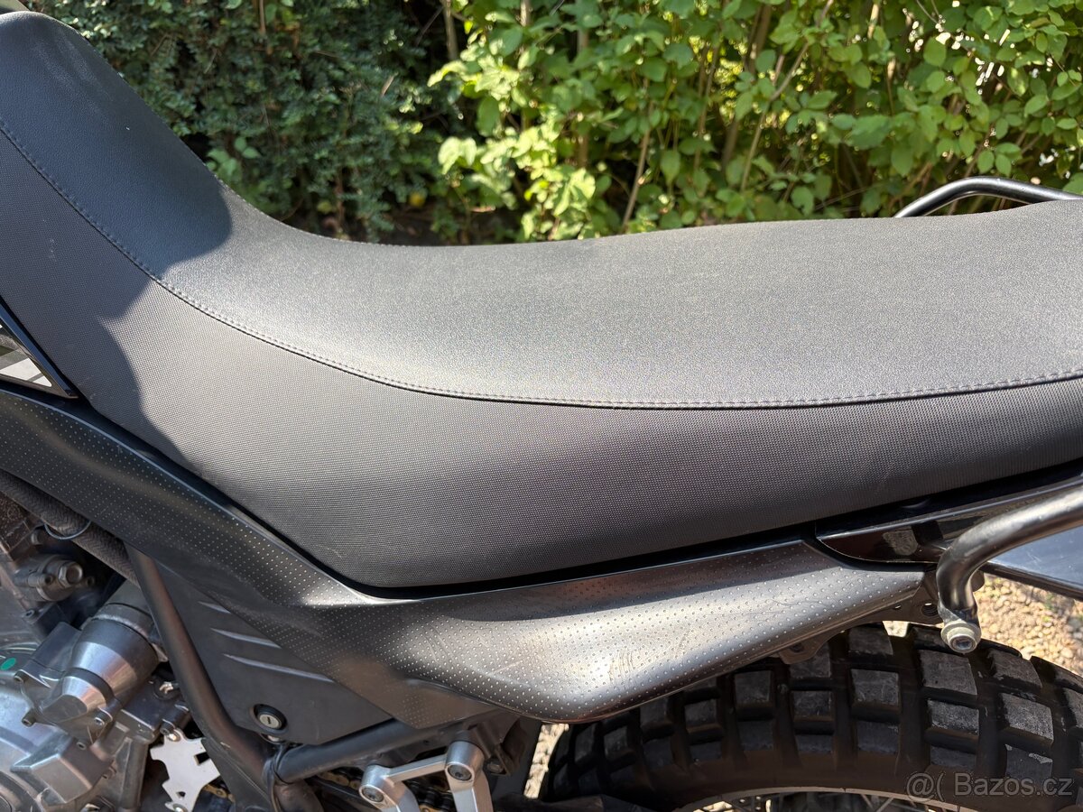 Yamaha XT660R - 13