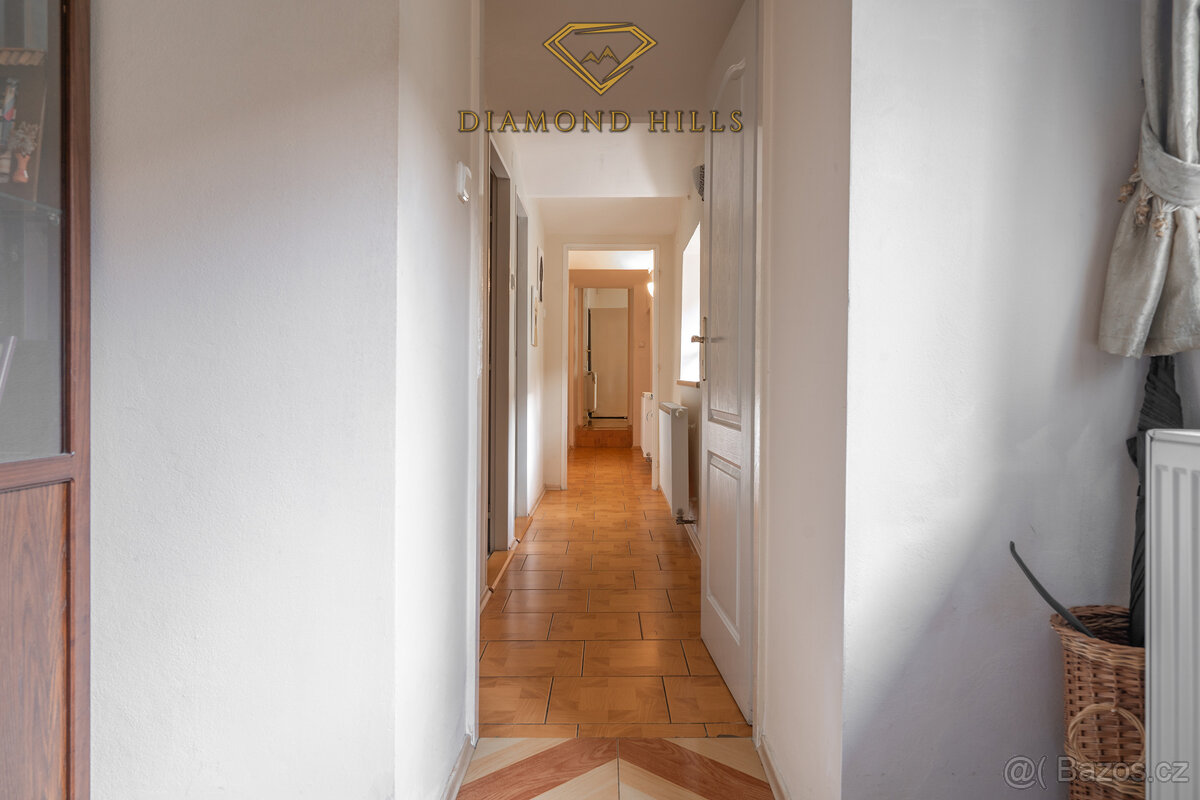 Prodej rodinného domu 8+1, pozemek 845m2, Kozojedy - 13