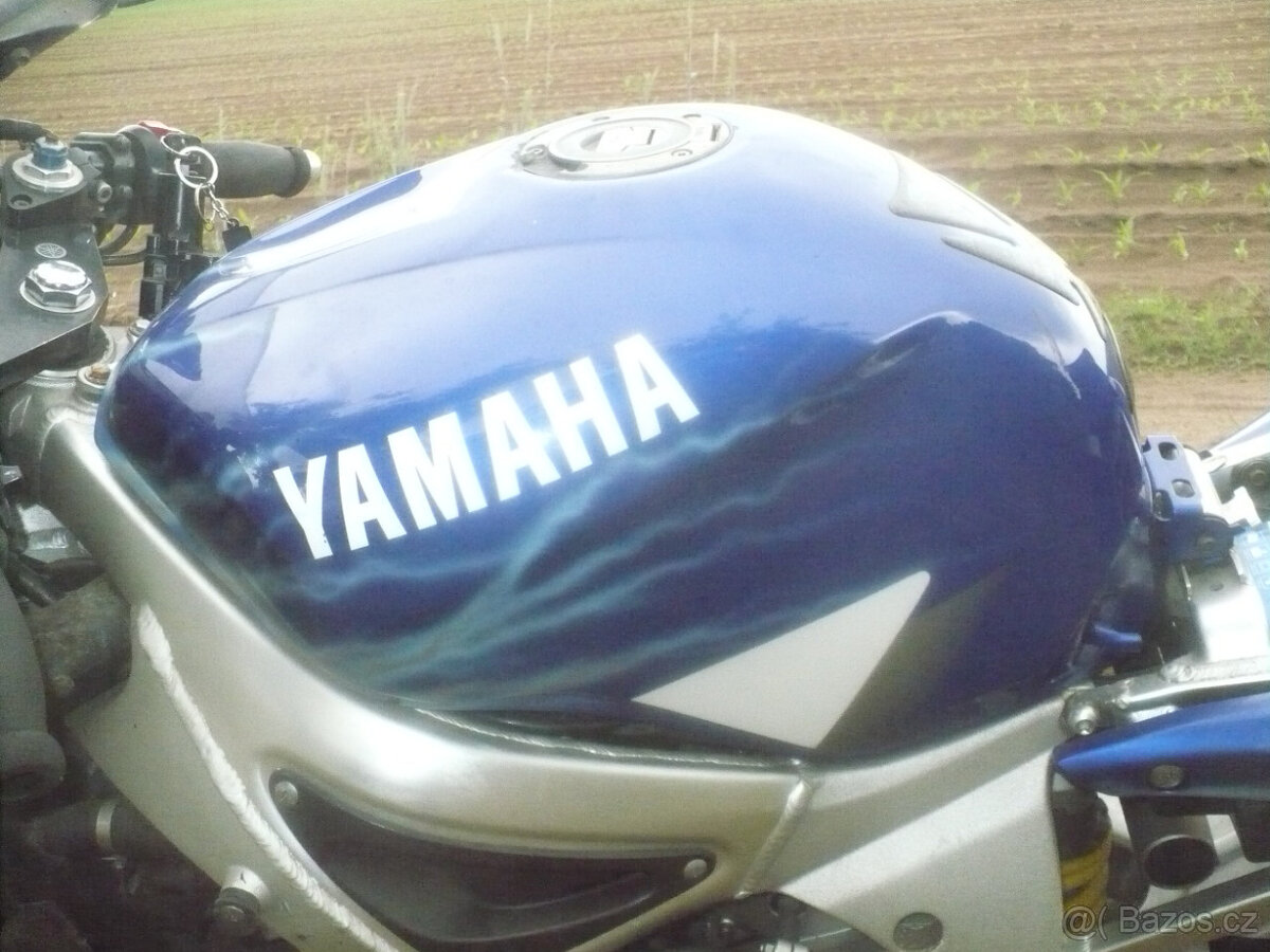 Yamaha YZF 600 R6 r. 99- díly - 13
