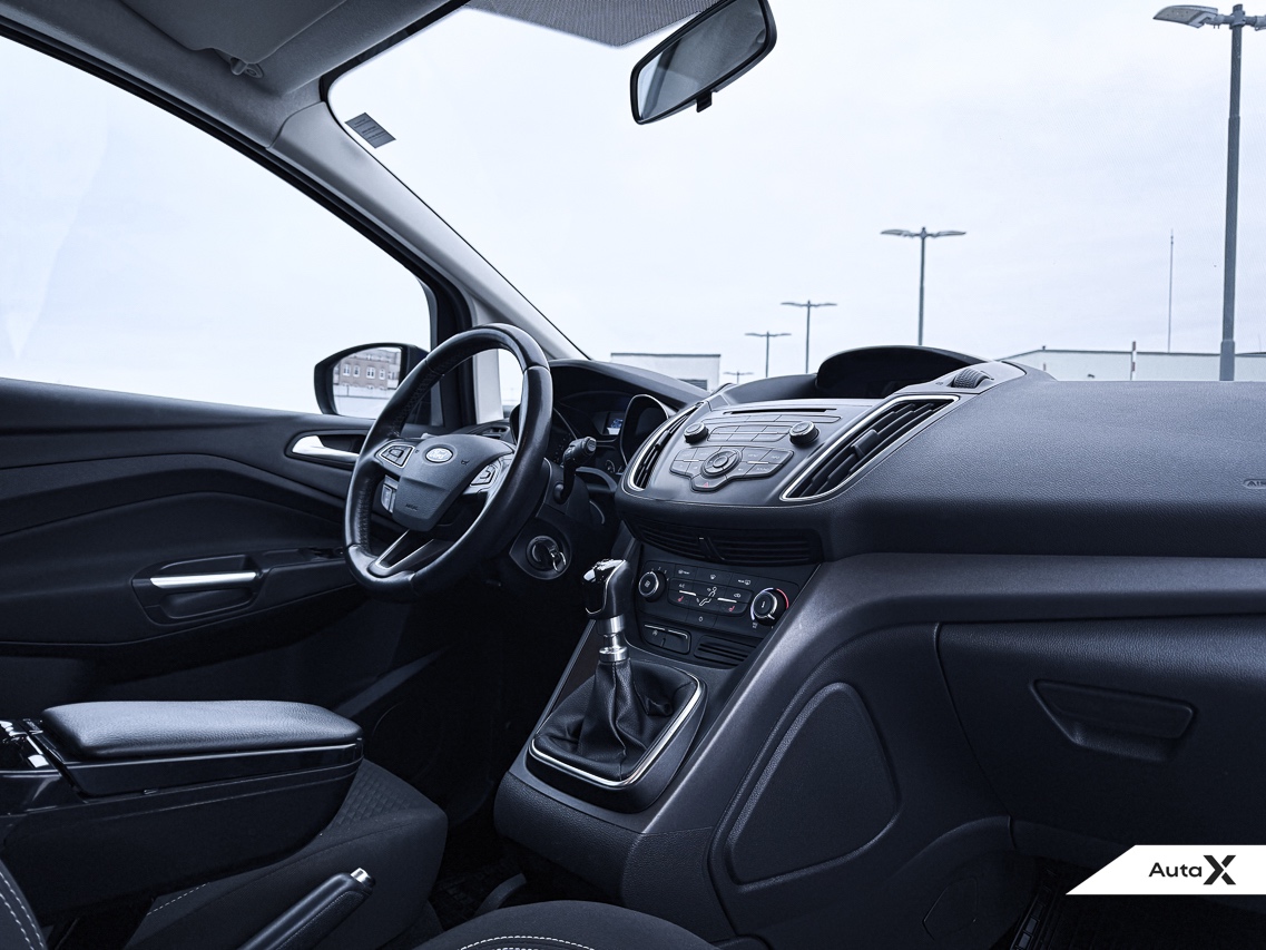 Ford C-Max 1.0 EcoBoost 74 kW | TAŽNÉ - 13