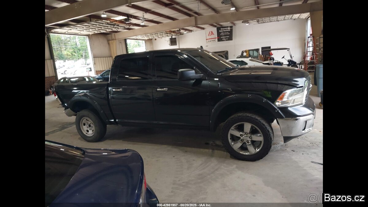 Dodge RAM 1500 5.7 v8 2016 4x4 117tis mil - 13