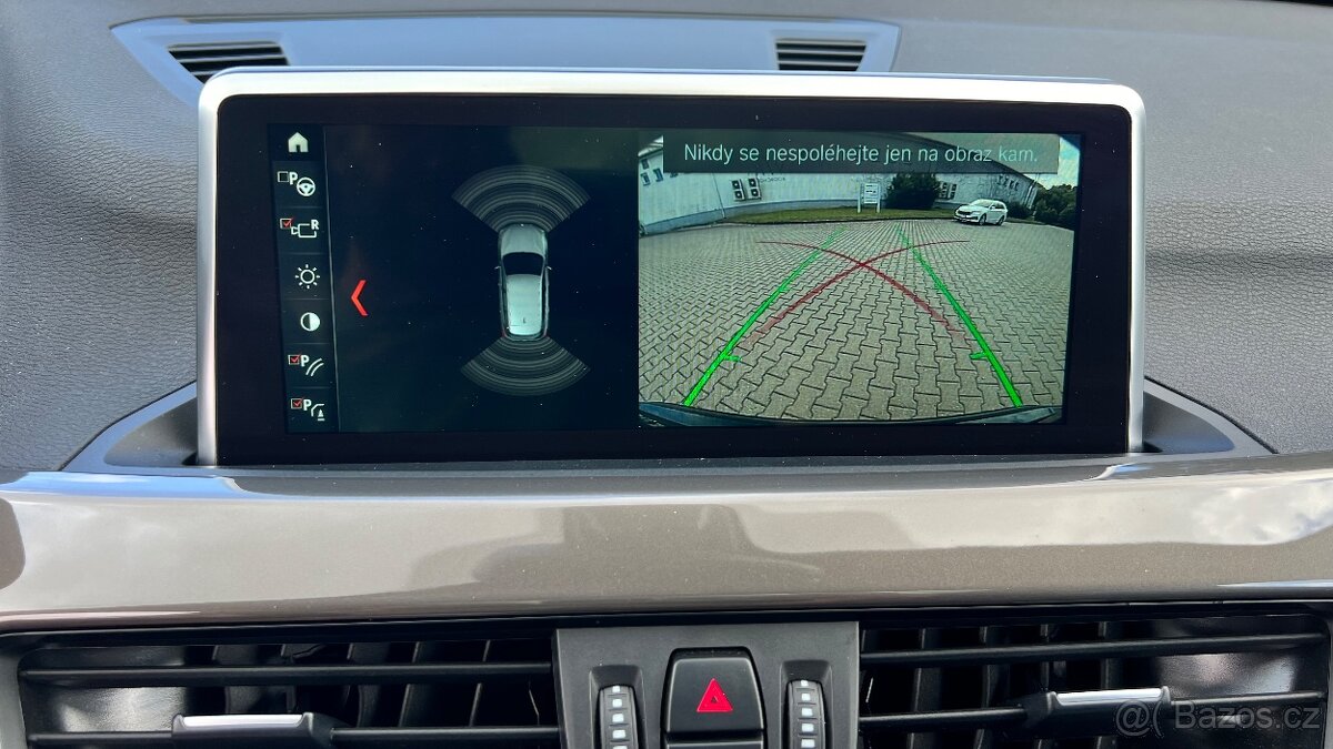 BMW X1, 2.0i sDrive, benzín, 141kw, 2019, Servis BMW - 13