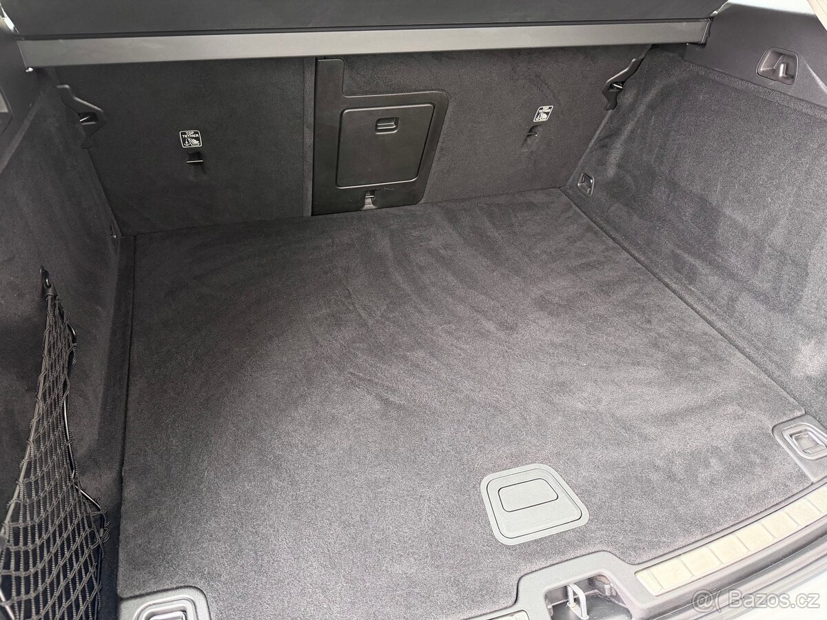 Volvo XC60 Momentum Pro / B4 145 kW / 2020 / DPH - 13