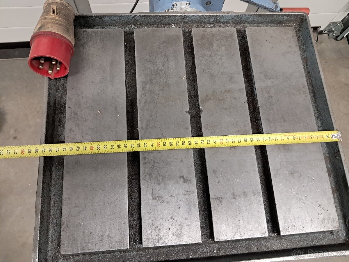 Stojanová vrtačka - 13