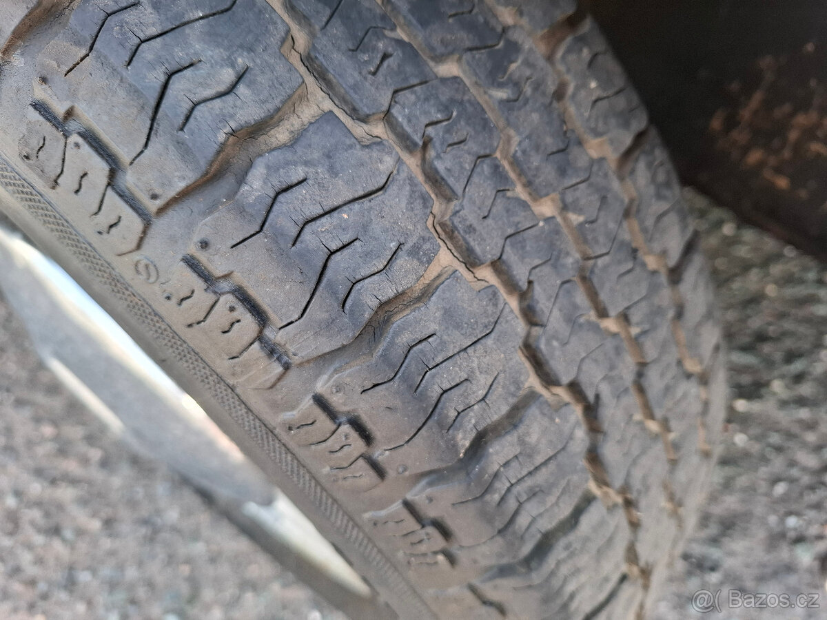 Prodám veterána VW Brouk 1200 rv:1976 - 13