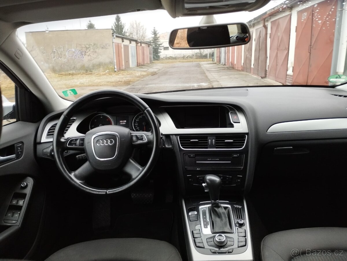A4 Combi 2010 2.0 TDI - 13