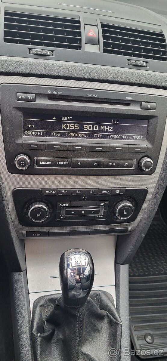 Škoda Octavia combi 1.9 TDI 77KW 2010 Elegance Tažné CZ-TOP - 13