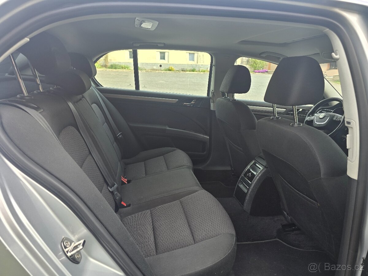 Skoda Superb 1.8i 2009 - 13