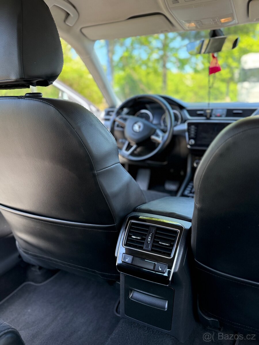 Skodu Superb III 3 2019 - 13