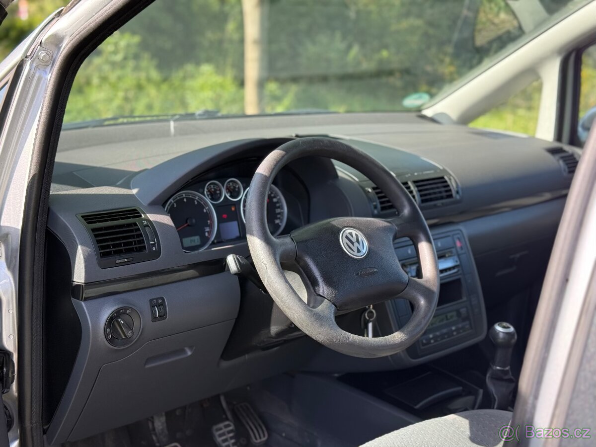 VW Sharan 2.8 VR6 150kw 4Motion RV 2008 - 13