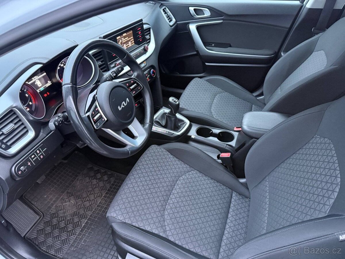 Kia Cee´d, 1,6 CRDi 100kW, ČR, 1.Maj, SERVIS, DPH - 13