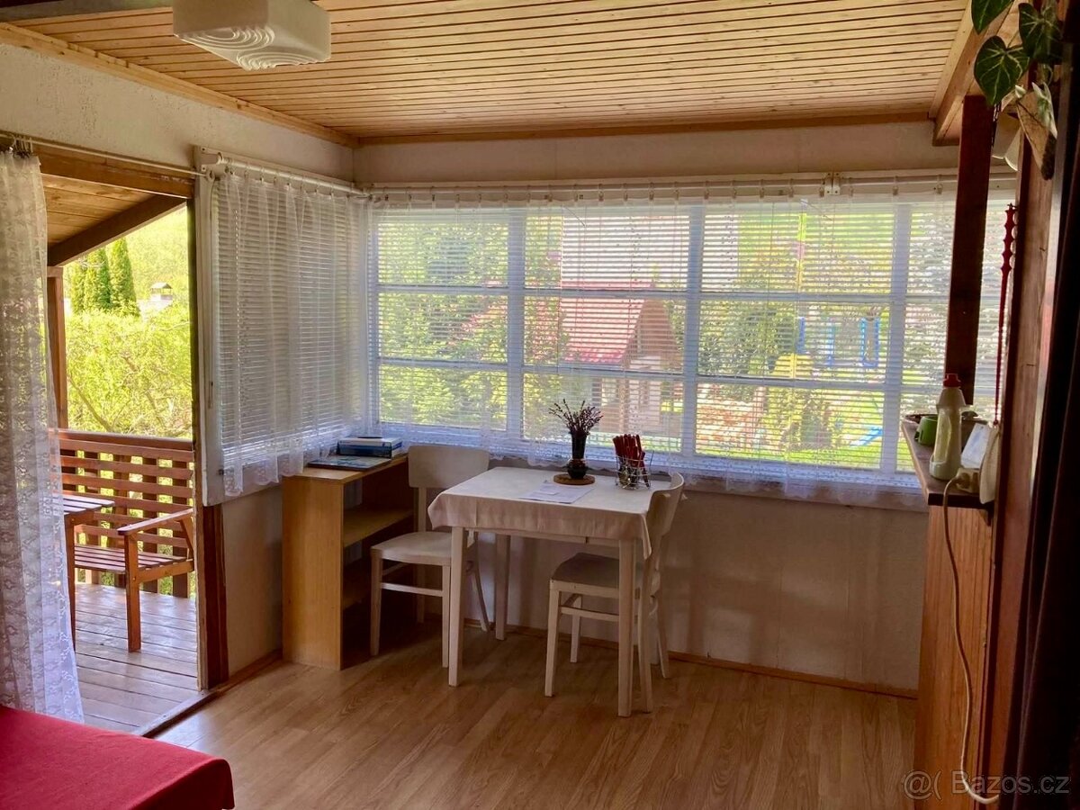 Prodej malebné chaty u Kutné Hory - 13