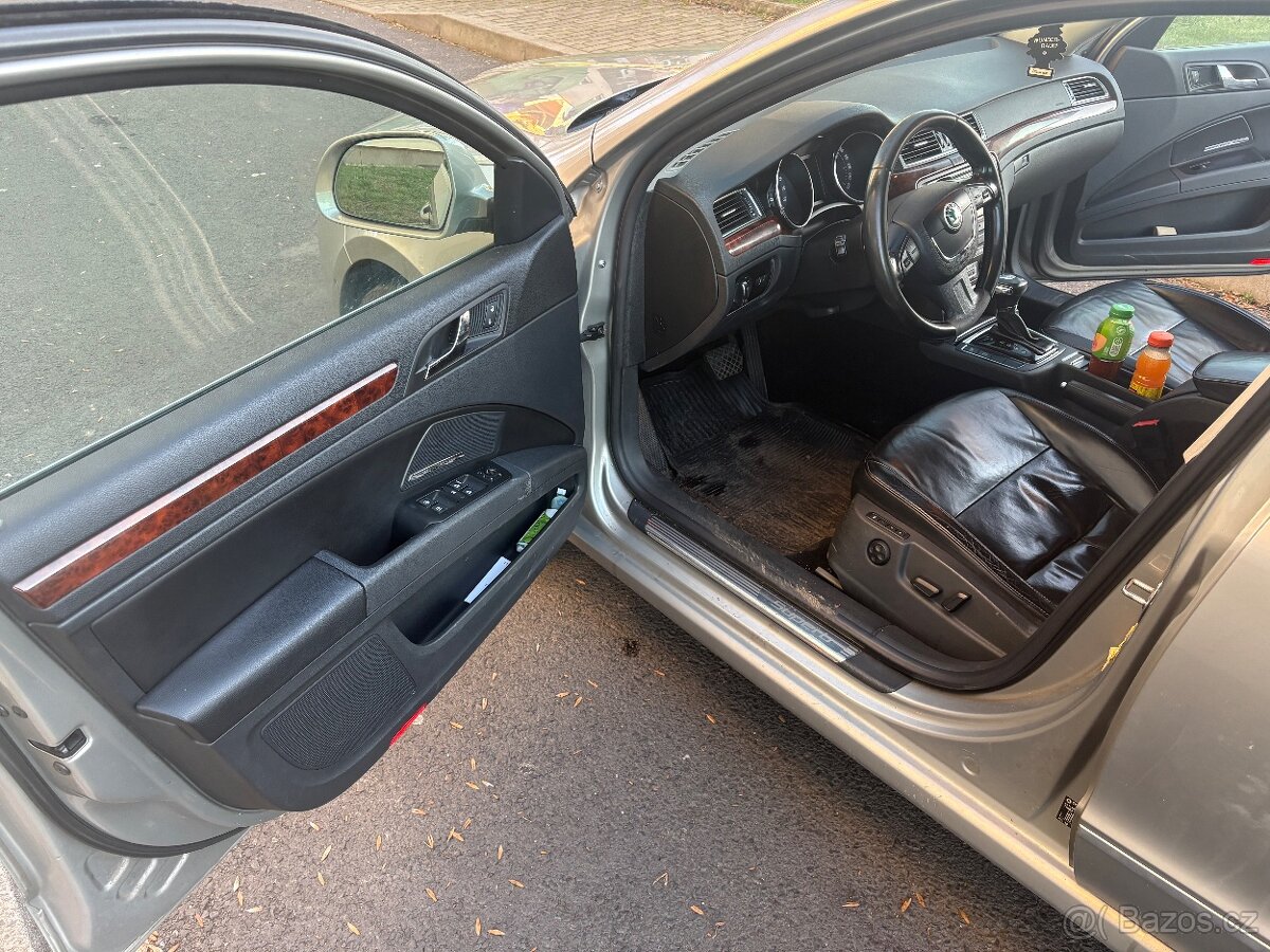 Prodám Škoda Superb 2.0 TDi 103Kw. Automat - 13