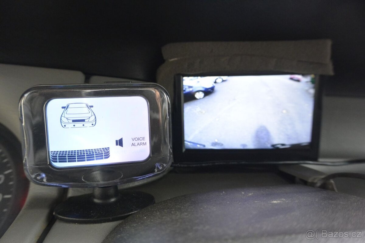 PRODÁM Renault Trafic 1.9CDi, 8 MÍST - 13