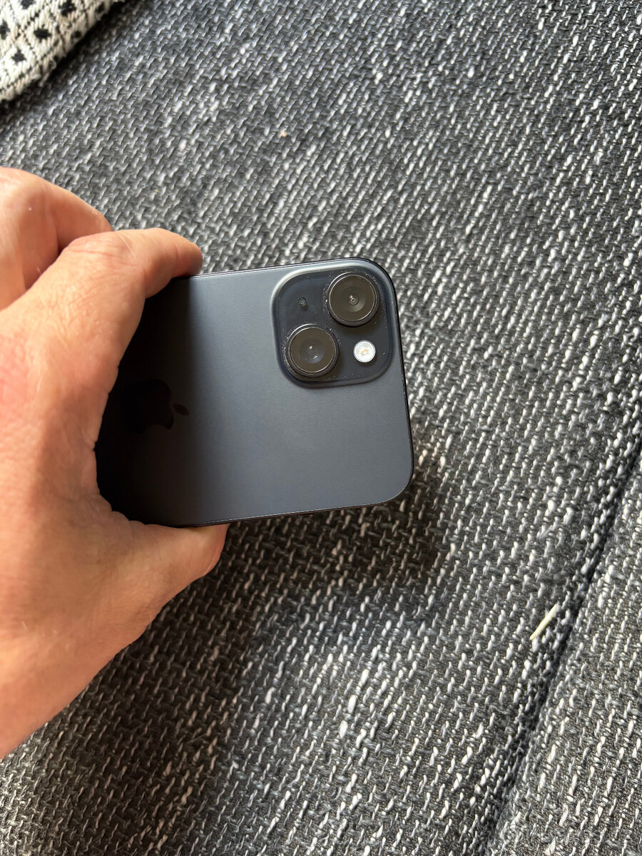 iPhone 15 Top stav - 13