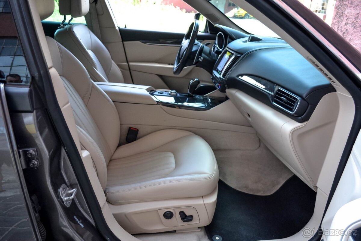 Maserati Levante S 3.0 benzín 316kW - 13
