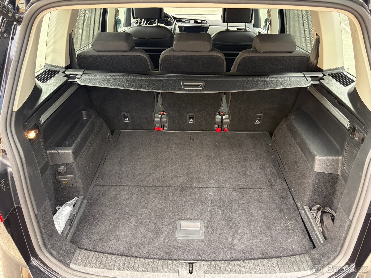 Volkswagen Touran 2.0 TDI - 13