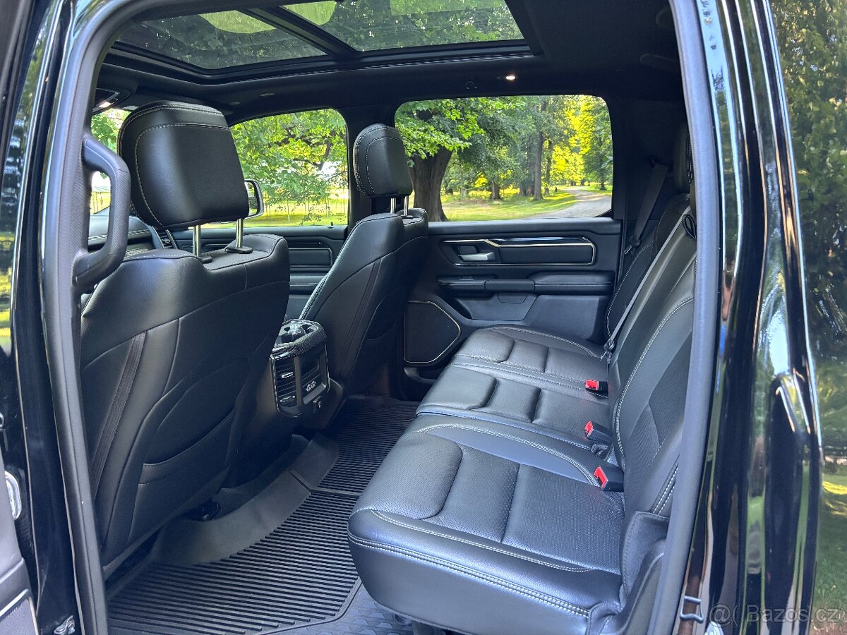 Dodge Ram 1500 5.7 Laramie Sport - 13