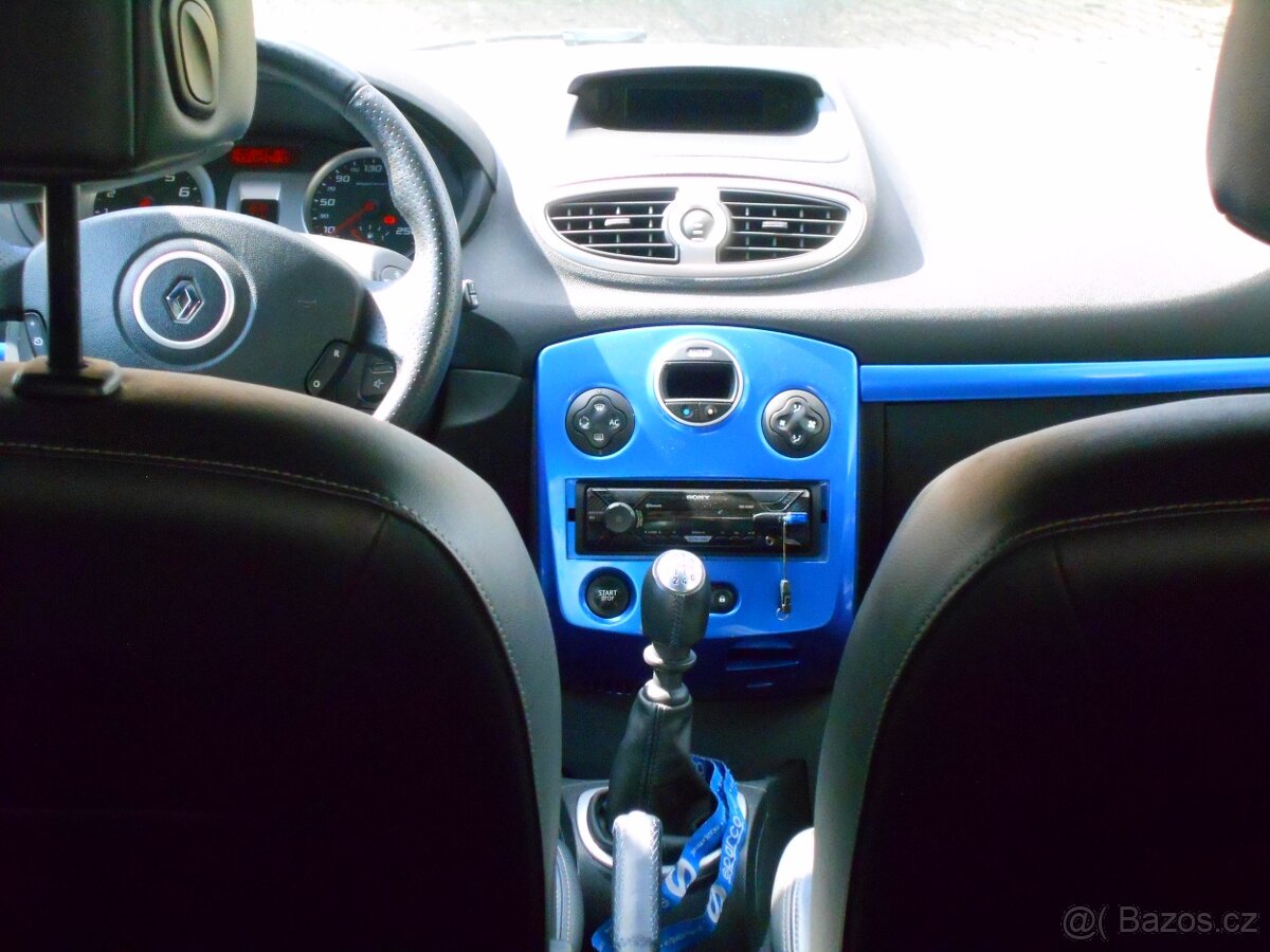 Renault Clio III Sport - 13