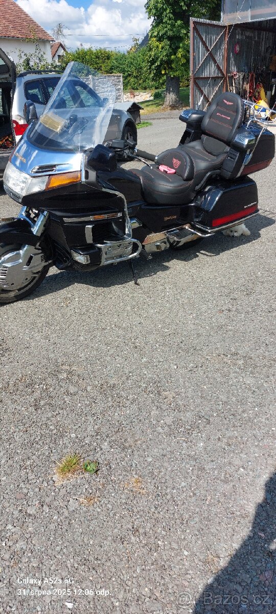 Honda Goldwing - 13