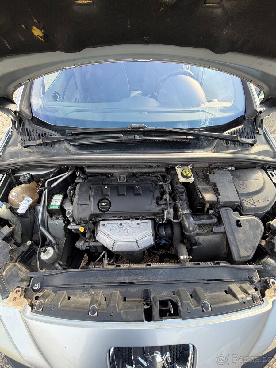 Peugeot 308 - 13
